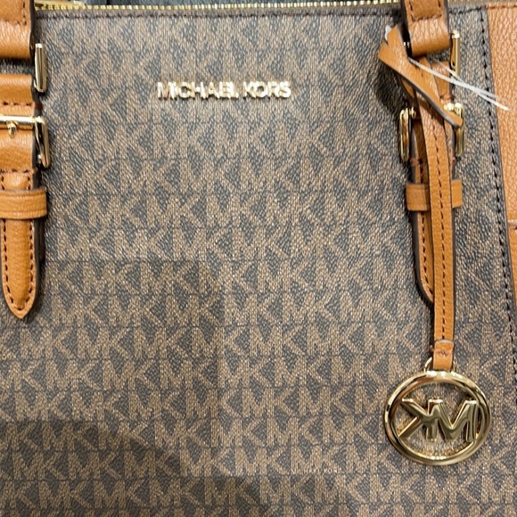 MICHAEL KORS CHARLOTTE LARGE TOP ZIP  Tote - Picture 2 of 12